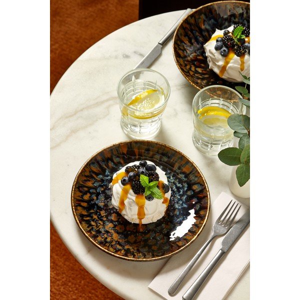 Hnědý dezertní  porcelánový talíř ø 20,5 cm Resto – BonBistro-image-1