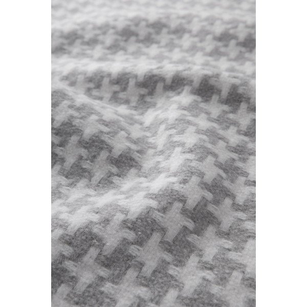 Světle šedý pléd se vzorem kohoutí stopy Euromant Pearls, 140 x 180 cm-image-3