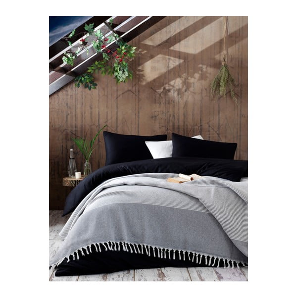 Světle šedý bavlněný přehoz přes postel Galina Anthracite White, 220 x 240 cm