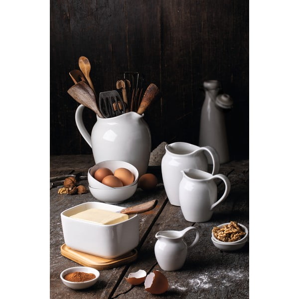 Bílá porcelánová mléčenka Maxwell & Williams Basic, 720 ml-image-1