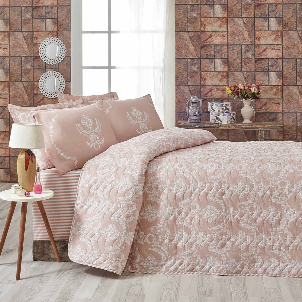 Růžový přehoz přes postel na dvoulůžko s povlaky na polštáře Livia, 200 x 220 cm