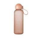 Světle růžová cestovní lahev z recyklovaného plastu 650 ml Tom – Sagaform