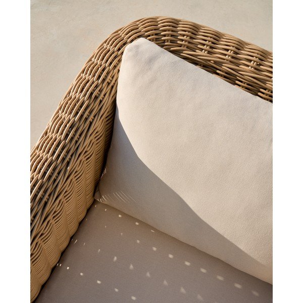 Béžové/v přírodní barvě polstrované zahradní křeslo Meria – Kave Home-image-2