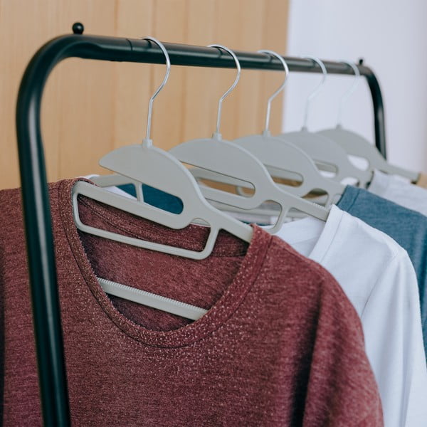 Plastová ramínka v sadě 10 ks – Addis-image-2