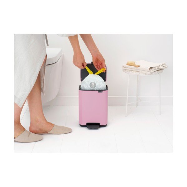 Růžový nášlapný ocelový odpadkový koš 4 l Bo – Brabantia-image-2