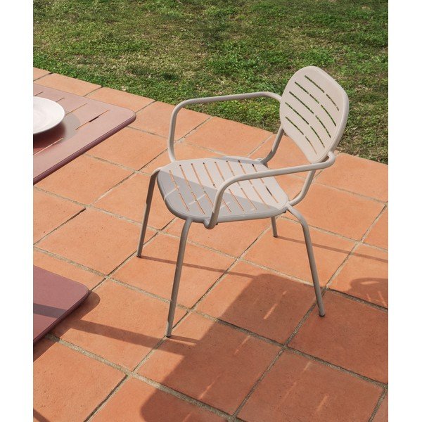 Taupe kovová zahradní židle Brai – Kave Home-image-1