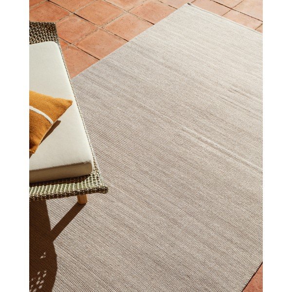 Taupe vnitřní a venkovní koberec 300x200 cm Turiane – Kave Home-image-3