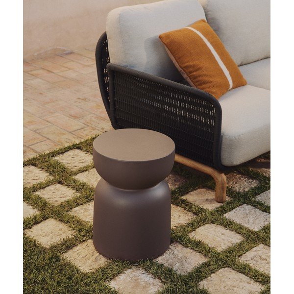 Betonový kulatý zahradní stolek ø 32 cm Garbet – Kave Home-image-1