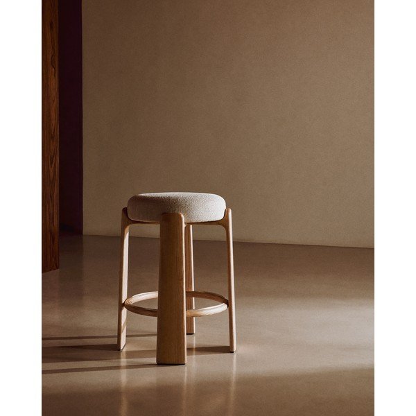 Béžová/ve světle přírodní barvě barová stolička z jasanového dřeva (výška sedáku 65 cm) Granite – Kave Home-image-1