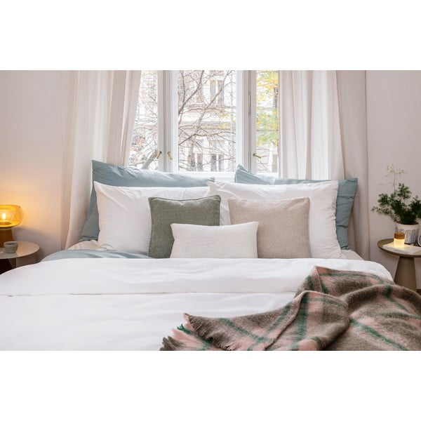 Bílé povlečení na dvoulůžko z mikrosaténu 200x200 cm Basic – Bonami Essentials-image-4