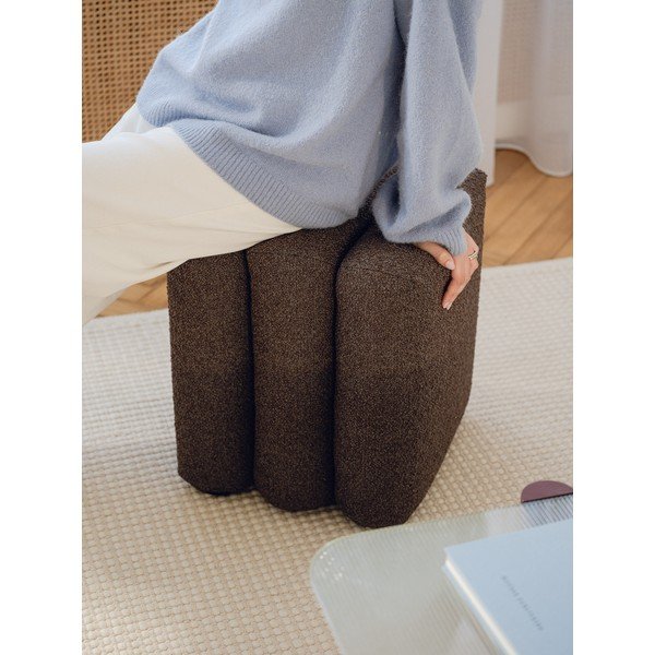 Hnědý taburet z textilie bouclé Radd – noo.ma-image-2