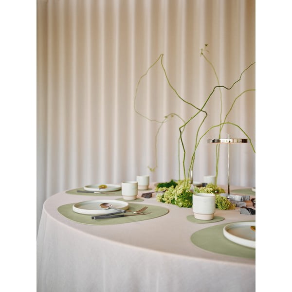 Prostírání z eko kůže 37x44 cm Curve L Nupo – LIND DNA-image-4