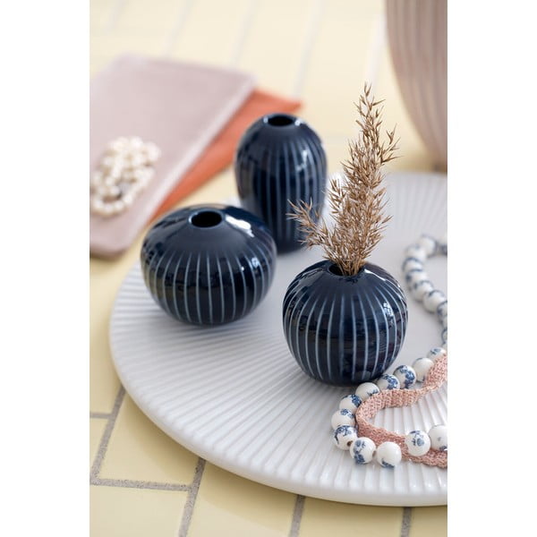 Sada 3 miniaturních kameninových tmavě modrých váz Kähler Design Hammershoi Miniature-image-1