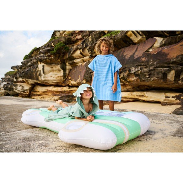 Zelená dětská plážová osuška s kapucí Sunnylife Monster, 3-6 let-image-1