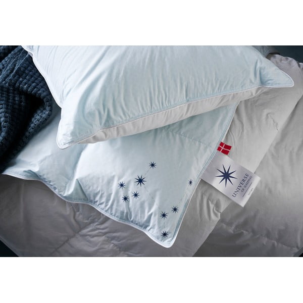 Celoroční přikrývka s péřovou výplní 140x200 cm Capella Medium – Universe of Sleeping-image-1