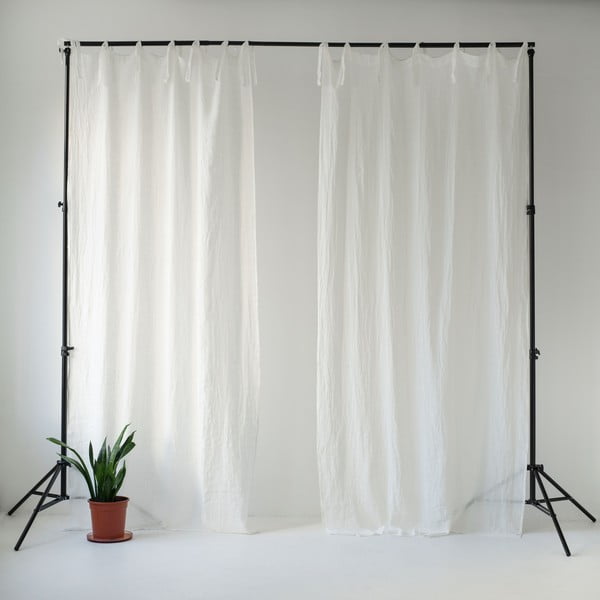 Bílý lněný lehký závěs s poutky Linen Tales Daytime, 275 x 130 cm