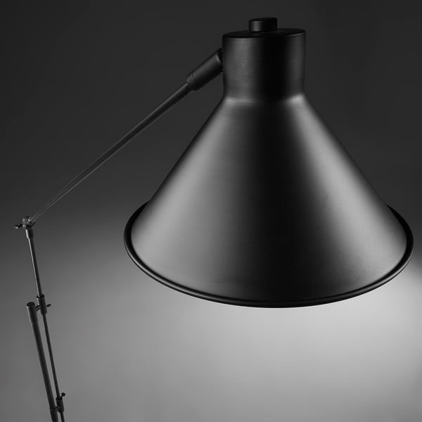 Černá stojací lampa s kovovým stínidlem (výška 220 cm) Dione – Kave Home-image-3