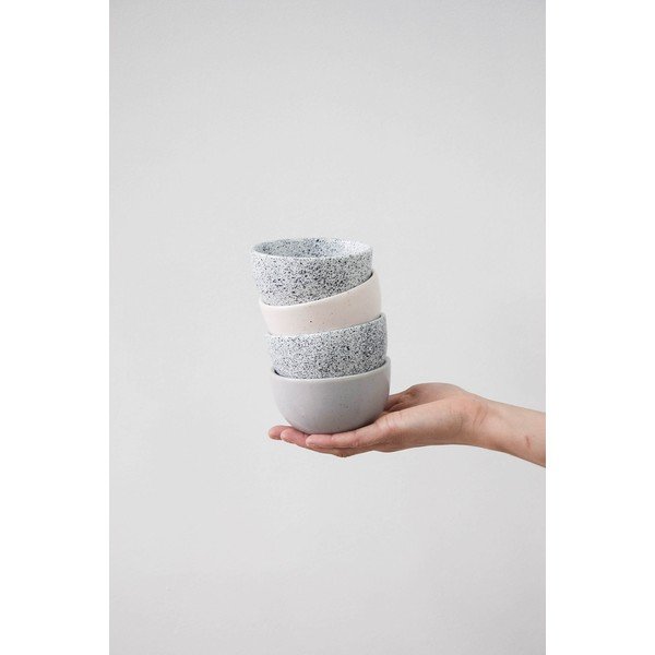 Bílo-černý kameninový široký hrnek ÅOOMI Mess, 200 ml-image-3