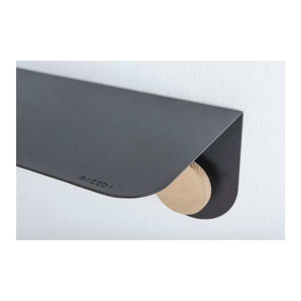 Nástěnná černá police z oceli s detailem z dubového dřeva se 2 háčky Gazzda Hook, délka 70 cm-image-3