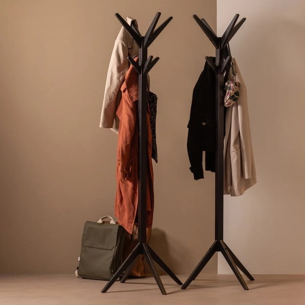 Černý věšák z březového dřeva Studio – WOOOD-image-1