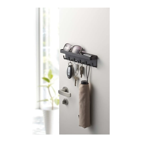 Černý nástěnný věšák na klíče s poličkou YAMAZAKI Smart-image-1