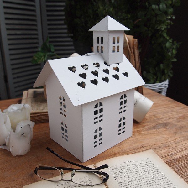 Lucerna Deco House