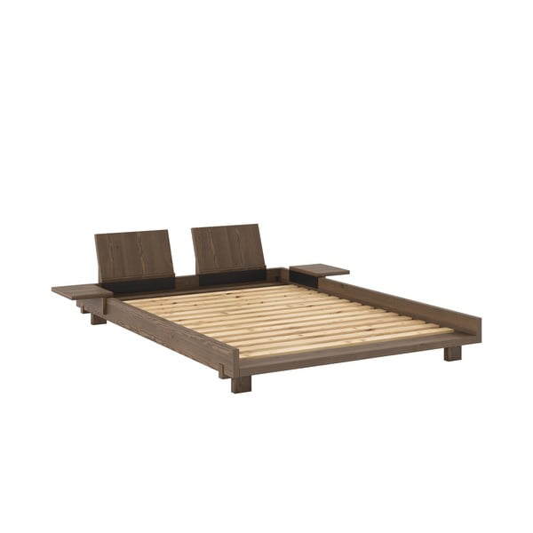 Hnědá dvoulůžková postel z borovicového dřeva s roštem 140x200 cm Social – Karup Design