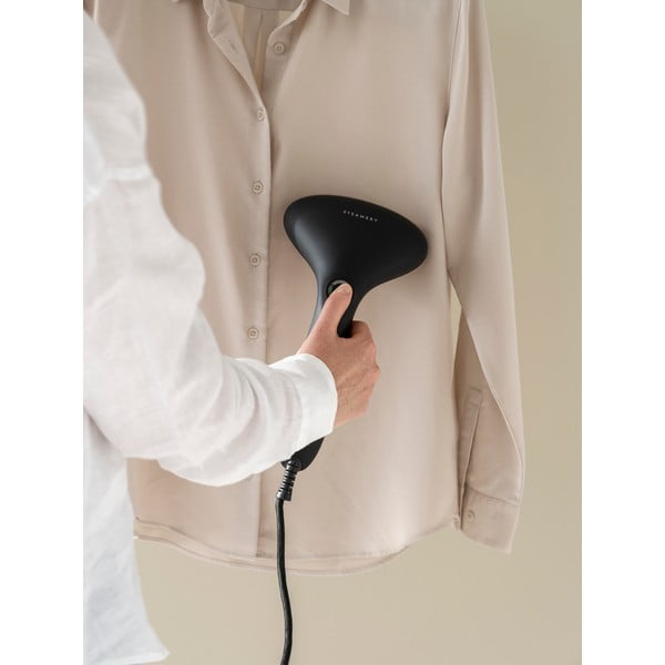 Černý napařovač oděvů Cirrus 2 – Steamery-image-3