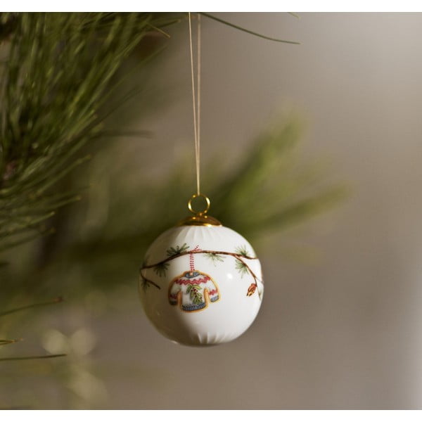 Porcelánová vánoční koule ø 6 cm Hammershøi Christmas Bauble 2025 – Kähler Design-image-1