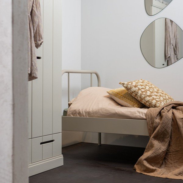 Béžová kovová jednolůžková postel s roštem 90x200 cm Mata – WOOOD-image-1