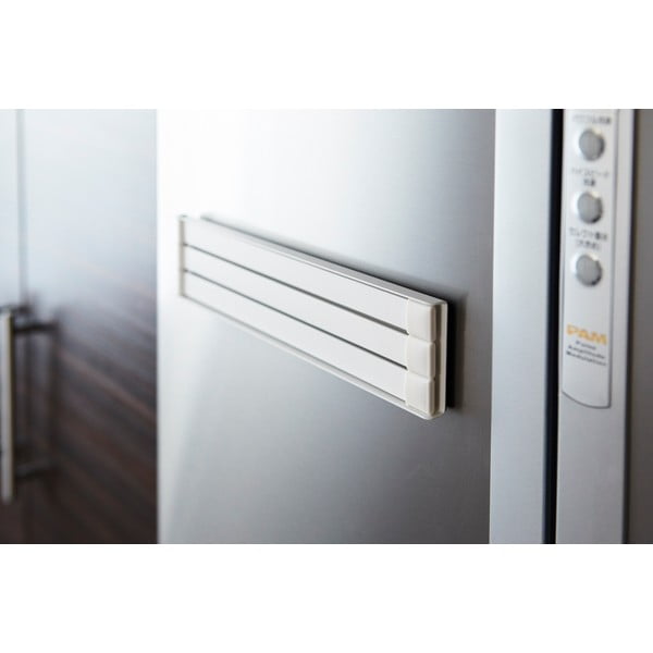 Bílý magnetický výklopný držák utěrek YAMAZAKI Tower-image-2