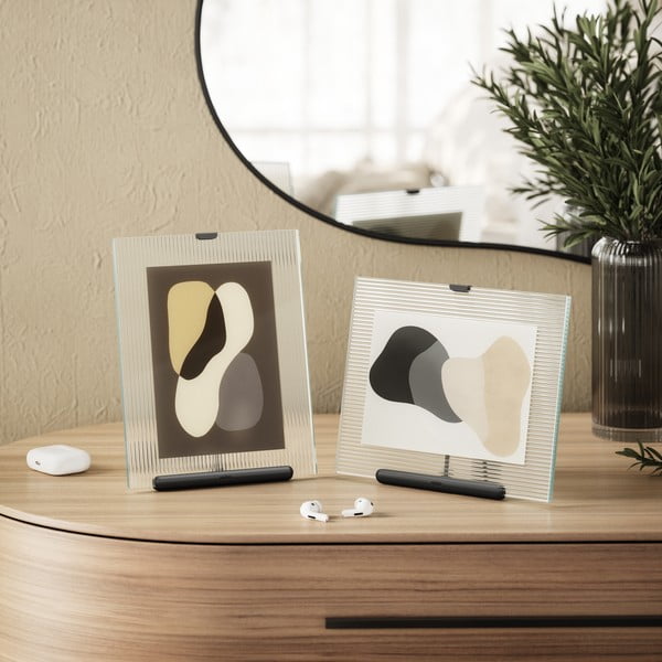 Černý skleněný stojací rámeček 19x23 cm Flute – Umbra-image-1