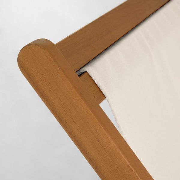 Krémové skládací plážové lehátko z akáciového dřeva Kave Home Adredna-image-1