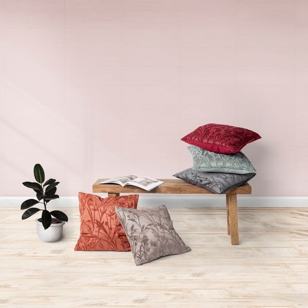 Zelený dekorativní polštář Tiseco Home Studio Iris, 45 x 45 cm-image-1