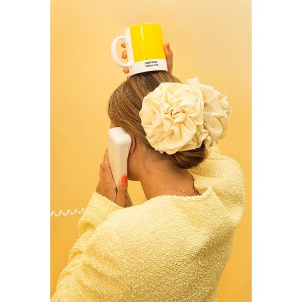 Žlutý porcelánový hrnek 375 ml Yellow 012 – Pantone-image-1