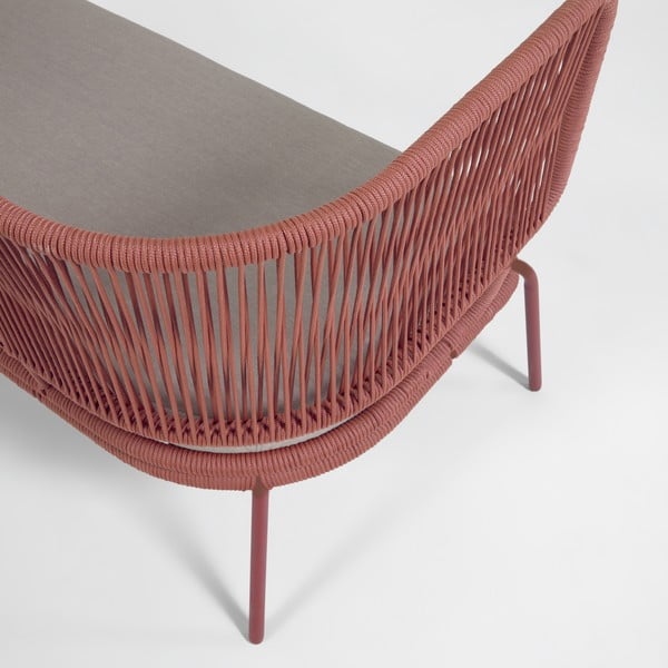 Zahradní pohovka v terakotové barvě s ocelovou konstrukcí Kave Home Nadin-image-1