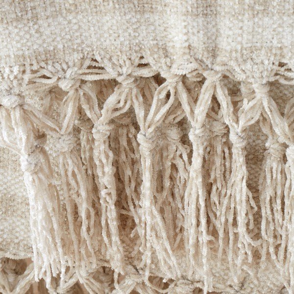 Béžová sametová deka 130x170 cm Stripe Chenille – Catherine Lansfield-image-1