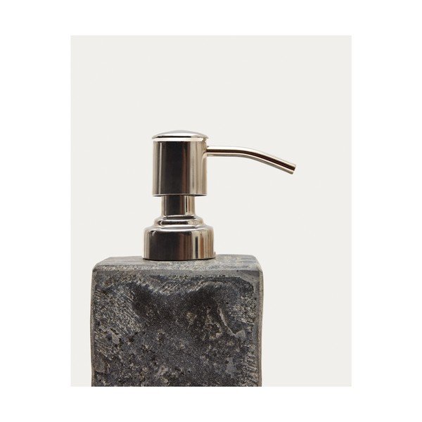Šedý kamenný dávkovač mýdla Macinne – Kave Home-image-3