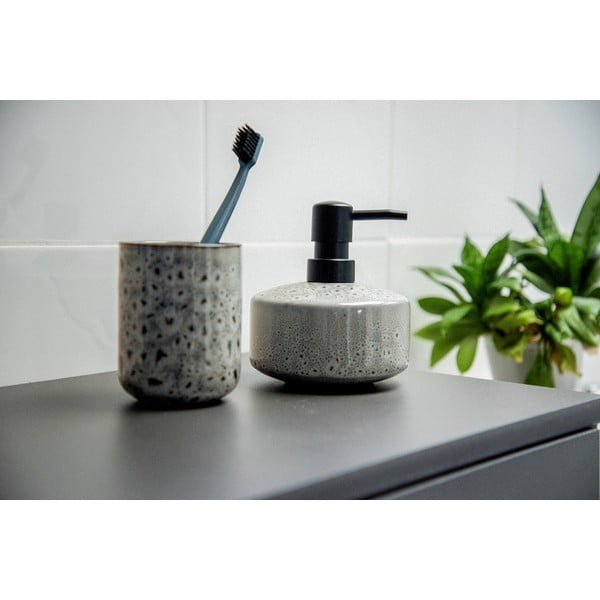 Šedý keramický kelímek na kartáčky Wenko Oviedo-image-4