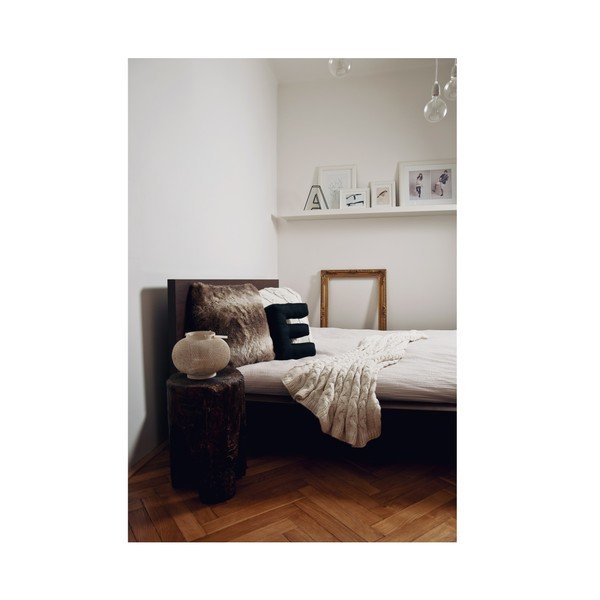 Látkový polštář Q, černý-image-3