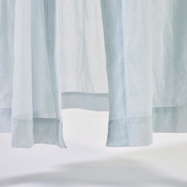 Světle modrý bavlněný baldachýn Carelene – Kave Home-image-1