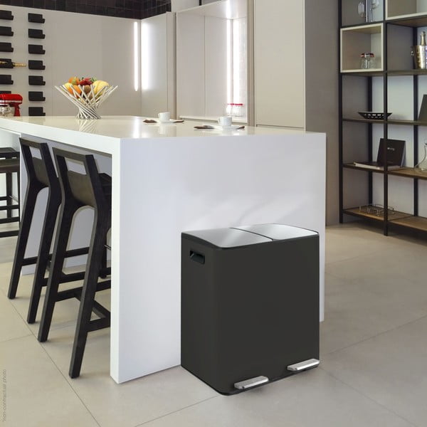 Matně černý ocelový odpadkový koš 2x20 l na tříděný odpad/nášlapný   Aliya – Spirella-image-1