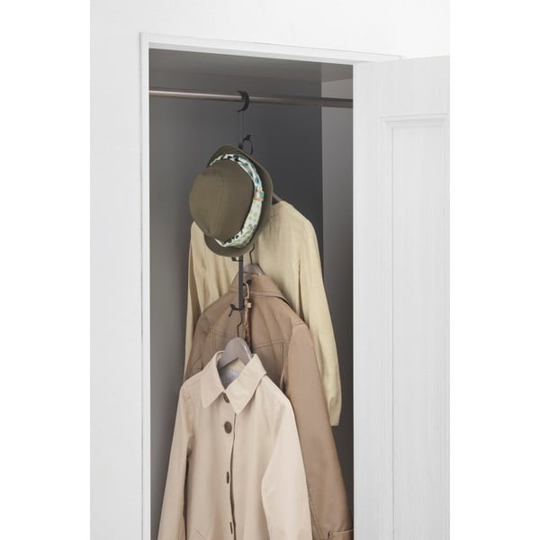 Černý závěsný věšák do šatníku Yamazaki Tower-image-1