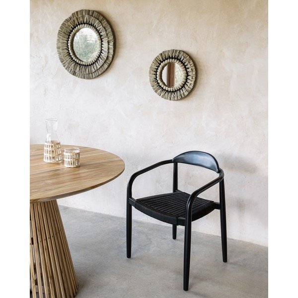 Černá zahradní židle z eukalytového dřeva Kave Home Glynis-image-1