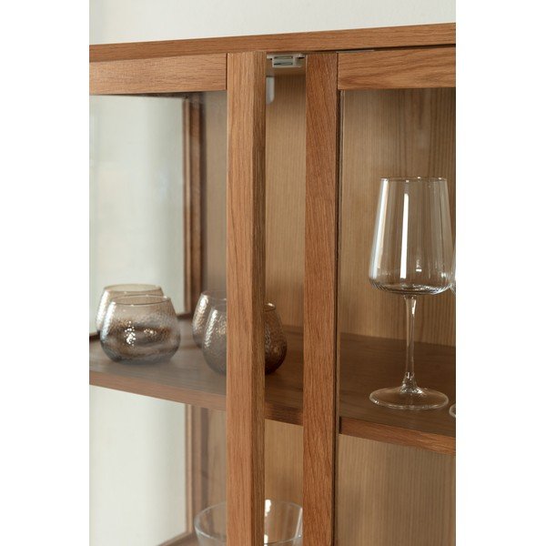 Vitrína v dekoru dubu v přírodní barvě 90x126x40 cm Ceci – MOME-image-2