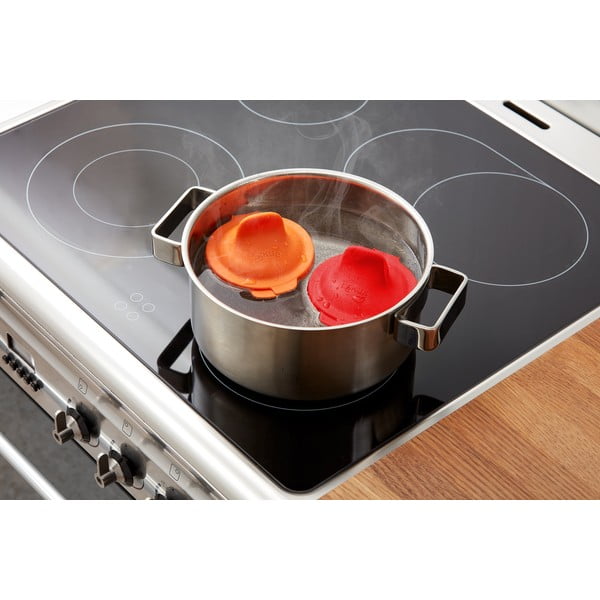 Červená silikonová formička na ztracené vejce Lékué Pouched-image-1