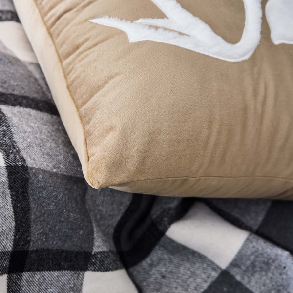 Sametový dekorační polštář 45x45 cm Vik – douceur d'intérieur-image-2