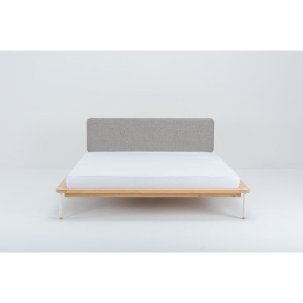 Šedá/přírodní dvoulůžková postel z dubového dřeva s roštem 140x200 cm Fina – Gazzda-image-1