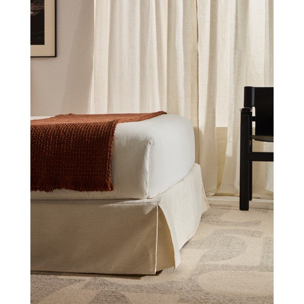 Bílá čalouněná dvoulůžková postel bez čela 180x200 cm Jaira – Kave Home-image-1