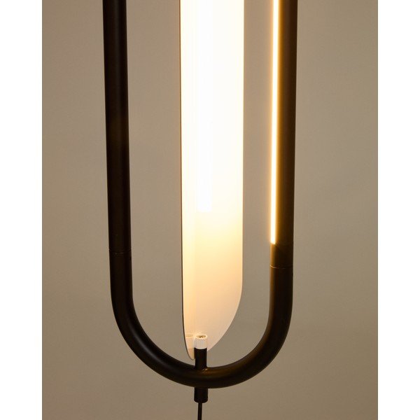 Černá LED stojací lampa (výška 300 cm) Bow – Kave Home-image-2